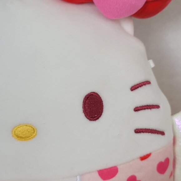Squishmallows Hello Kitty Angel Valentine's 2025 Pink Red Hearts Plush Toy 8 in - Picture 5 of 15